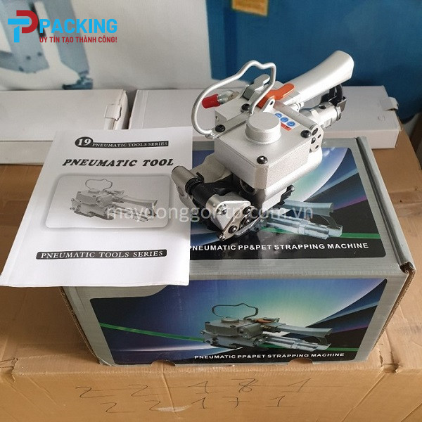 Máy đóng cầm tay dùng khí nén