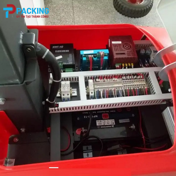 Máy quấn màng pallet robot
