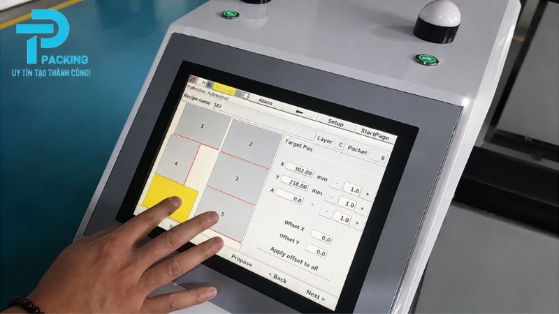 Màn hình robot bốc xếp hàng hoá TP-PR02