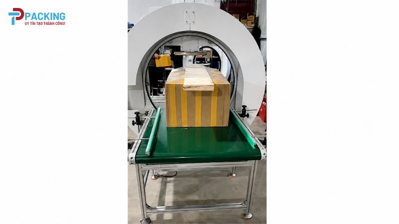 Máy quấn màng co nằm ngang Tín Phát Packing