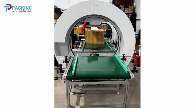 Máy quấn màng co nằm ngang