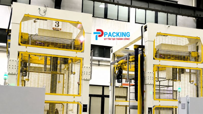 Máy quấn màng pallet dạng vòng xoay Tín Phát Packing