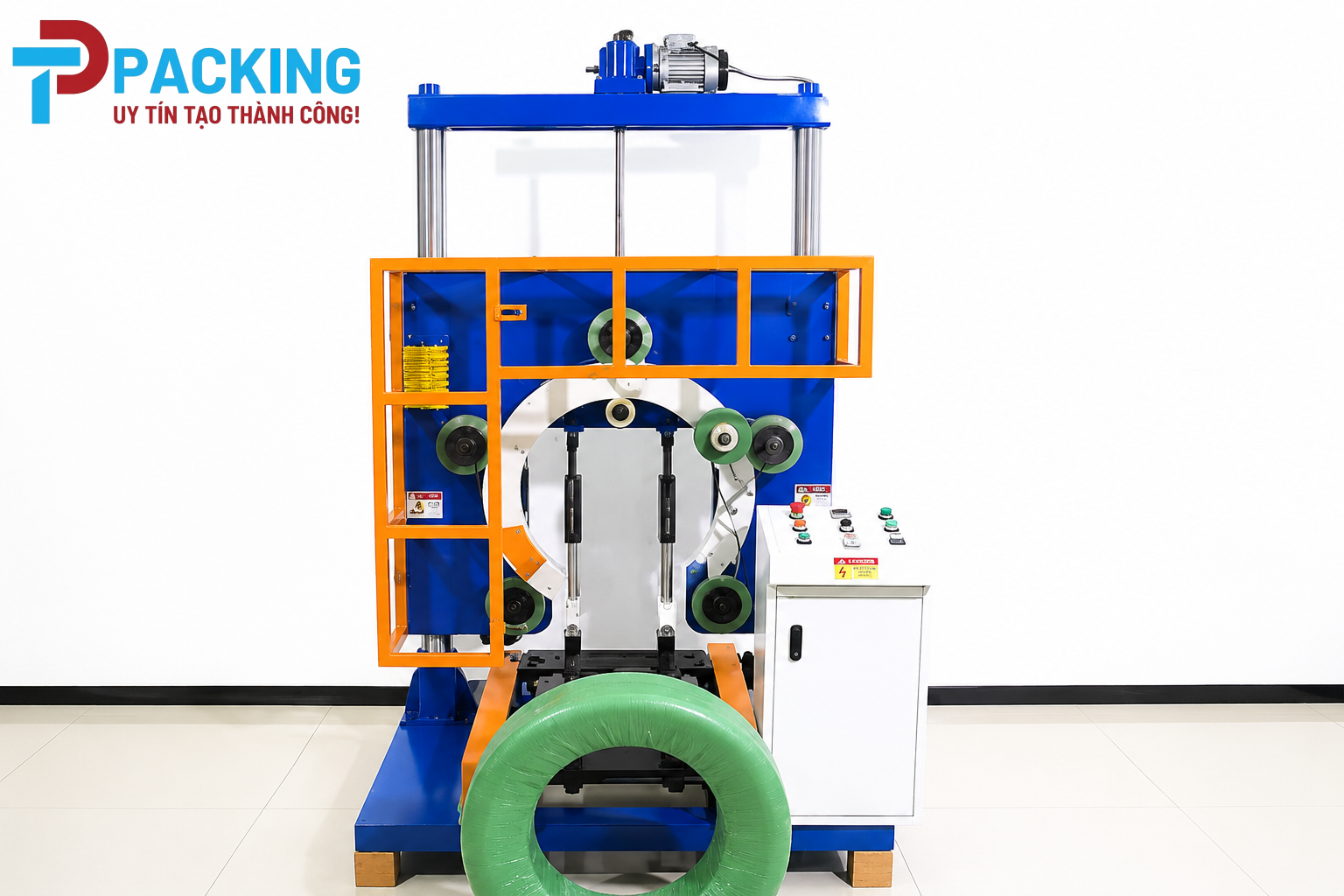 Máy quấn cuộn tự động kiểu đứng Tín Phát