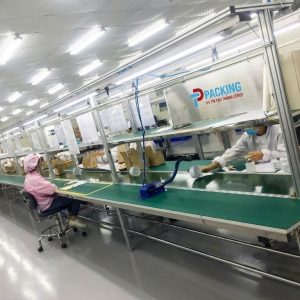 Ứng dụng của băng tải bàn thao tác